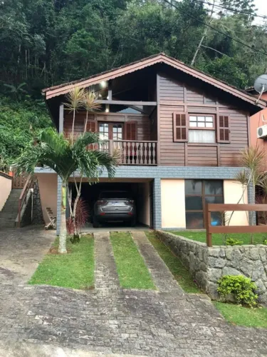 CASA CONDOMINIO FAZENDA MURIQUI