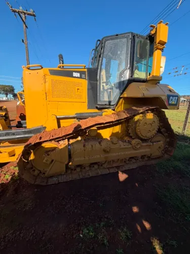 Trator de esteiras D6 caterpillar 