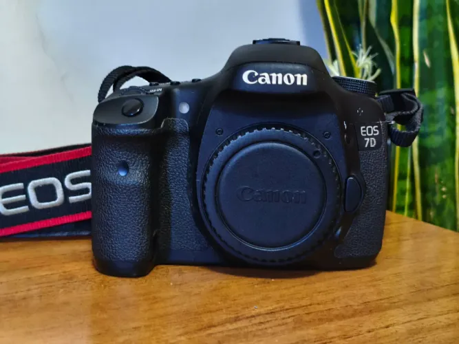 Canon 7D - 45 mil cliques (fotos reais) - 10x sem juros!