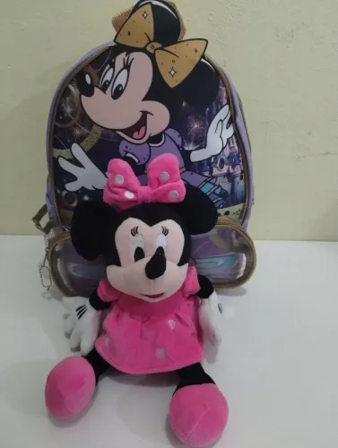 Kit pelúcia 25 cm e mochila Minie 30x24x10