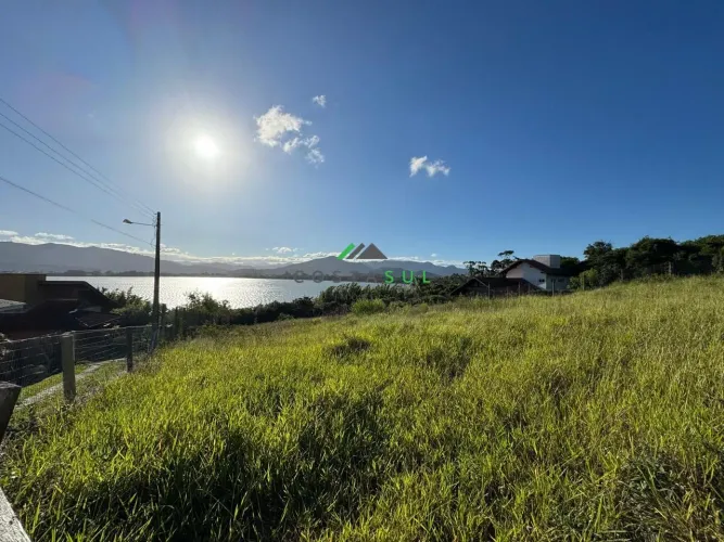 TERRENO COM VISTA PARA A LAGOA EM IBIRAQUERA