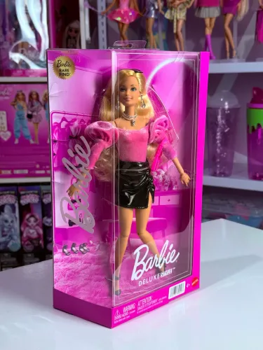 Boneca Barbie Deluxe Style Rare Find Lacrada