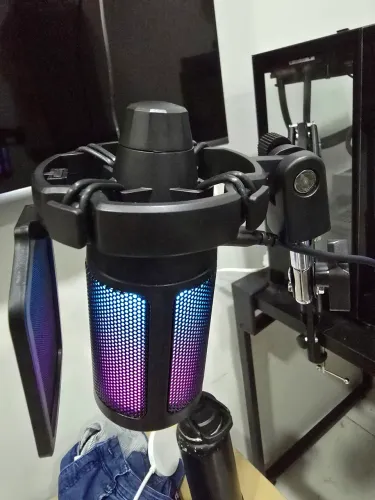 Microfone com suporte 