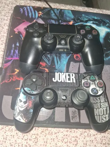 PS4 SLIM