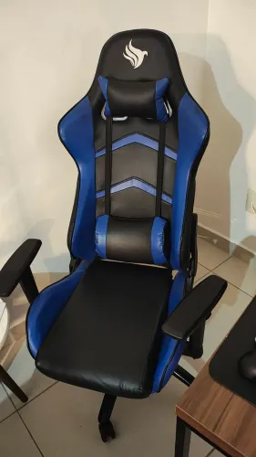 Cadeira gamer azul