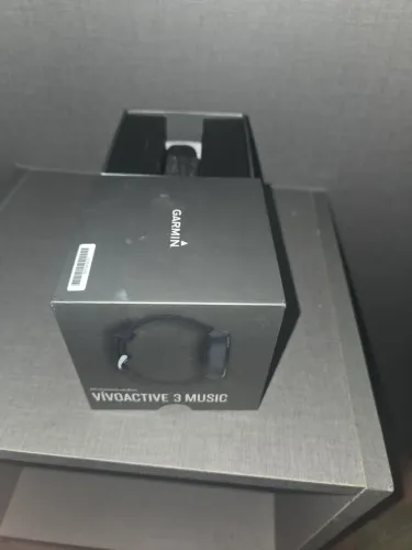 CAIXA GARMIN VIVOACTIVE 3 MUSIC