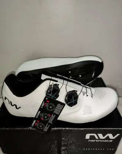 Sapatilha ciclismo Road Northwave Carbon 