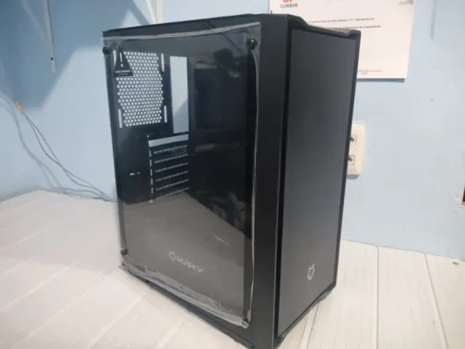 Gabinete Gamer husky