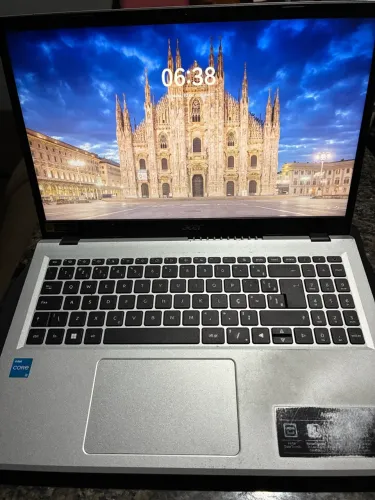 VENDO NOTEBOOK ACER ASPIRE 3