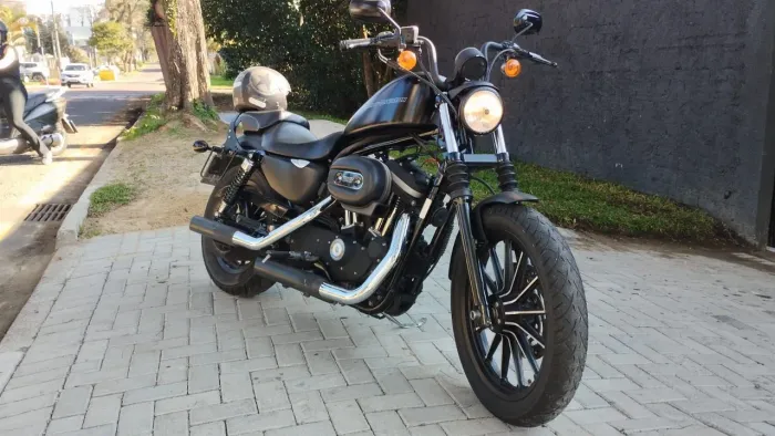 Harley Davidson 883 impecável 