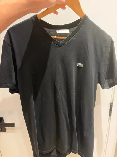 Camisa Lacoste gola V