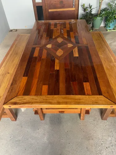 Mesa em madeira
