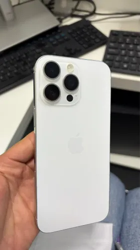 iPhone 16 pro max branco 256