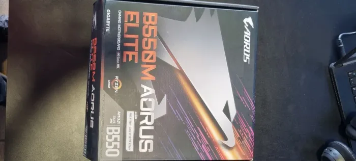 Placa mae B550 perfeita 