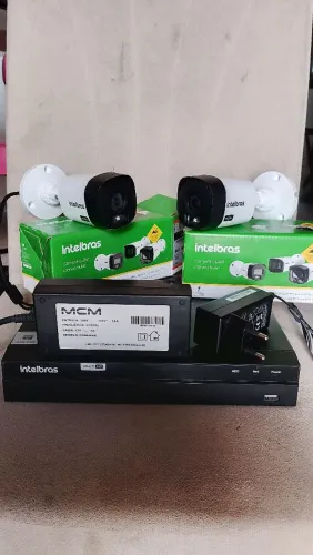 KIT COM 2 CAMERAS INTELBRAS COMPLETO JA INSTALADO.