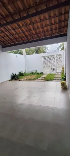 Alugo casa em rua pública próximo a Fraga Maia 