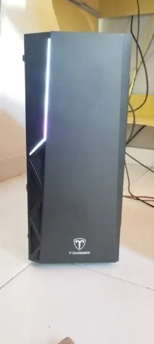 Vendo PC funcionando normalmente