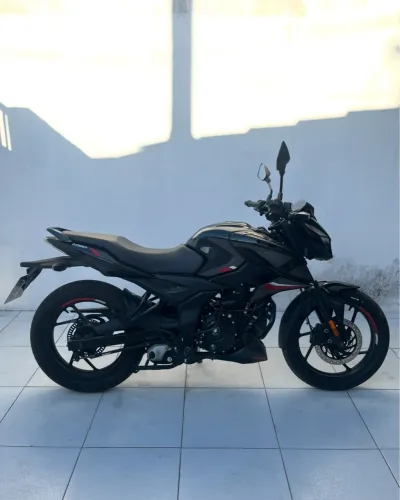 Pulsar N150 Bajaj