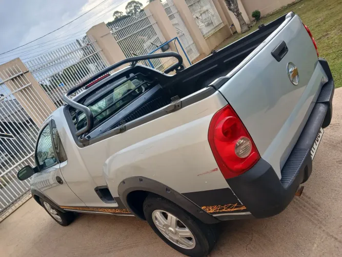 Chevrolet Montana 1.4 8V Conquest Econoflex 2P 2010