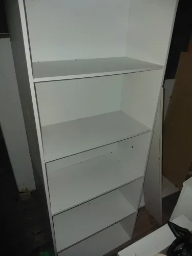 ESTANTE DE LIVROS BRANCA