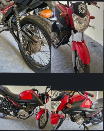 Moto yamaha vermelha