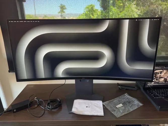 Monitor LG UltraGear 34? Curvo 2K 160Hz 34GP63A-B ? 1 mês de uso, NF e caixa