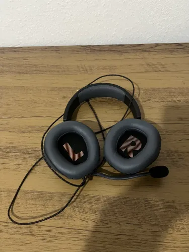 Headphone JBL Quantum 100