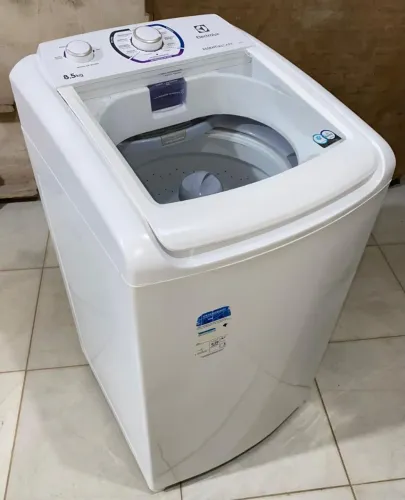 Máquina de Lavar Eletrolux 8.5KG PERFEITA MODELO NOVO FAÇO ENTREGA