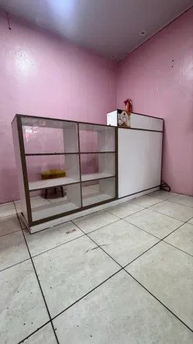 Móvel para fins comerciais