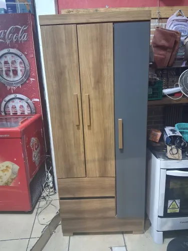 Guarda roupa solteiro 