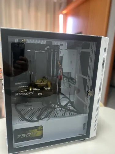     PC Gamer Ryzen 5 5500X3D + RTX 5060 8GB + 16GB RAM