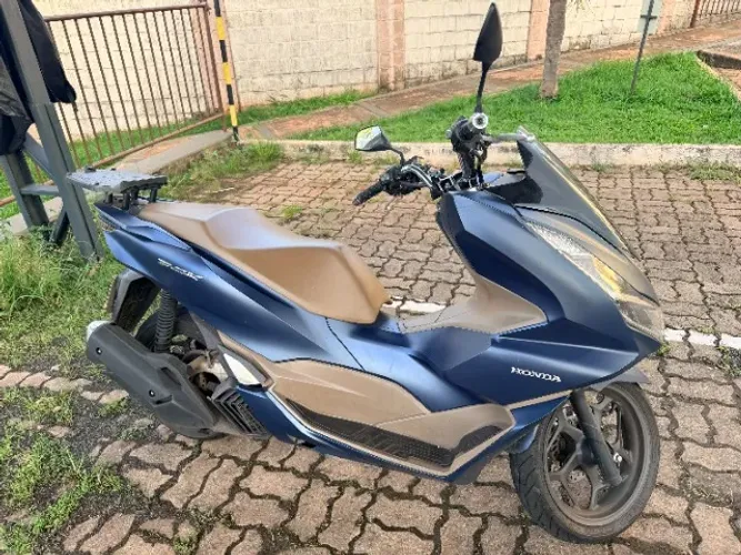 Honda PCX 160 DLX - 2024 | IPVA e Licenciamento 2026 pagos | Baixa KM