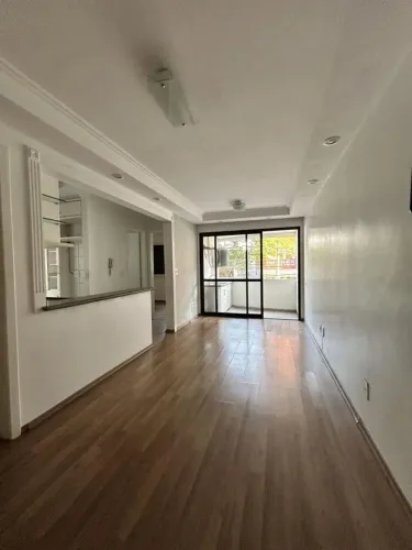 Apartamento com 2 quartos, Moema - São Paulo