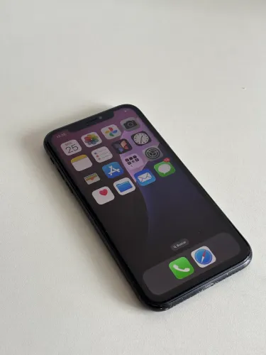 iPhone XR 64 gb preto- ótimo estado!