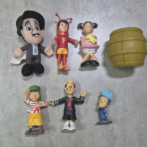 LOTE COM 6 BONECOS CHAVES CHAPOLIM ANTIGOS MINIATURAS MC DONALD