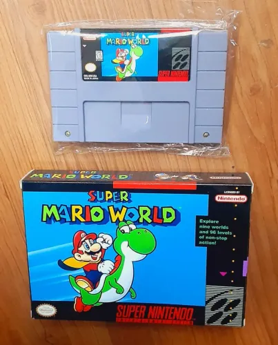 Fita Super Mario World na Caixa do Super Nintendo