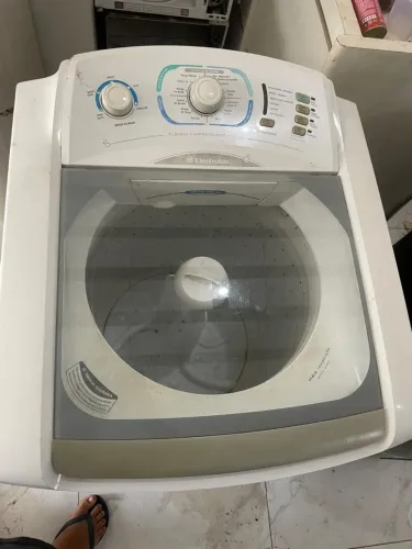 Vende-se máquina de lavar
