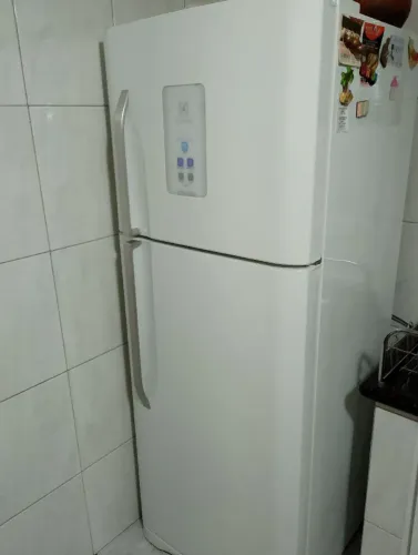 Geladeira Electrolux 430l