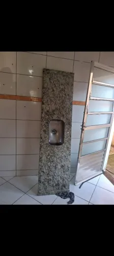 Vendo ou troco pia de granito