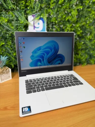 Notebook Lenovo IdeaPad 320  Processador: i5-7200U  8GB DDR3 256GB NVME 