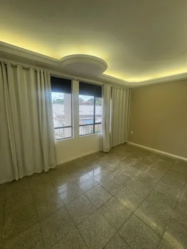 ALUGO CASA EM CONDOMÍNIO FECHADO NO ARAÇAGY LADO PRAIA