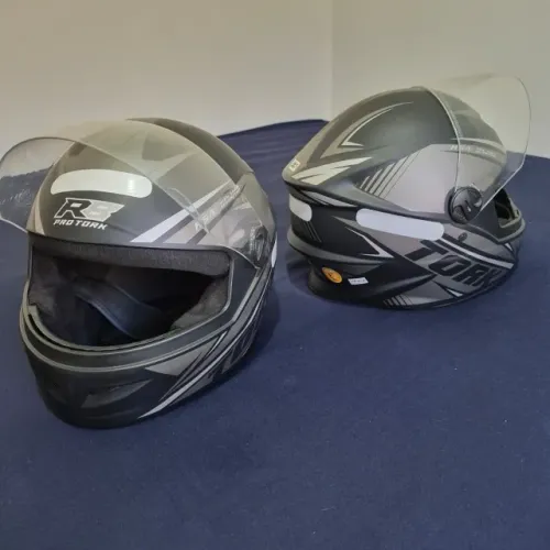2 Capacetes Pro Tork R8 em perfeito estado - 56 e 58