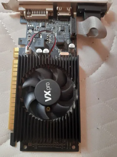Placa de vídeo Nvidia 2GB