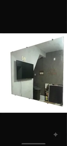 Espelho de Parede 1,49m X 1,09m - Para Sala, Quarto Ou Salão".