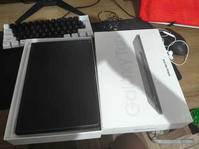 Tablet s9 fé seminovo não uso comprei pra estudo