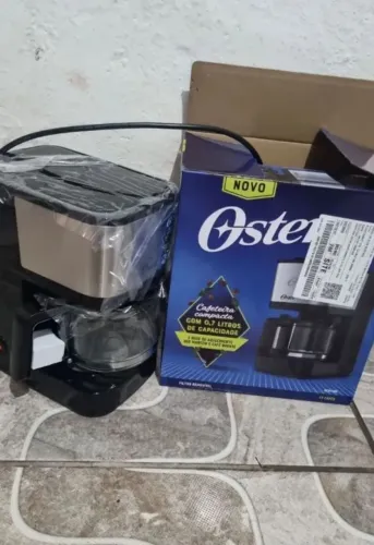 Cafeteira oster nova 