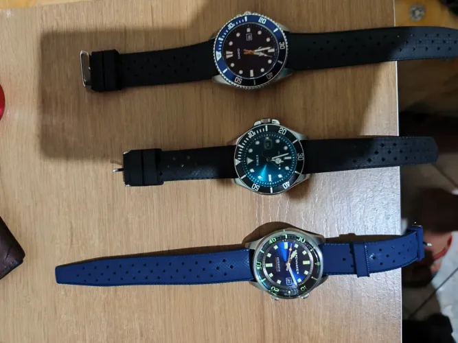 Vendo 3 relógios