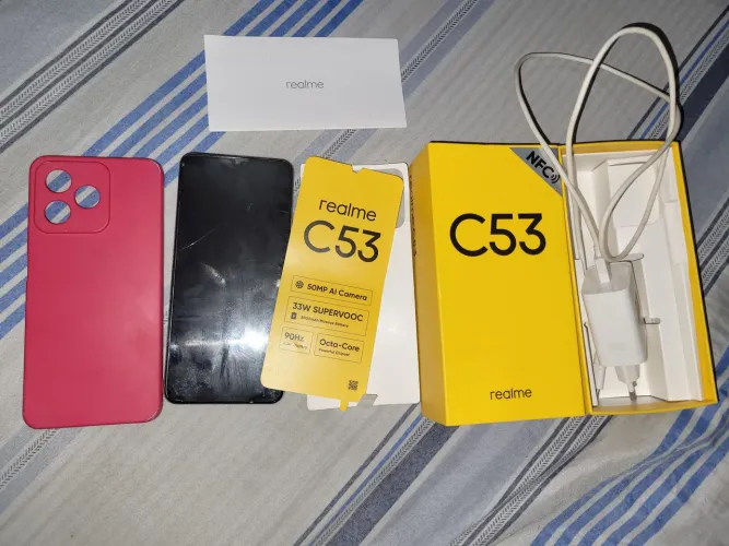 Realme C53 em excelente condição(Está com película e capa)