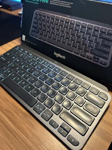 Teclado Logitech MX Keys Mini