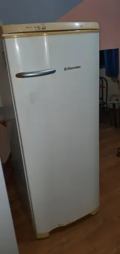 Geladeira Eletrolux